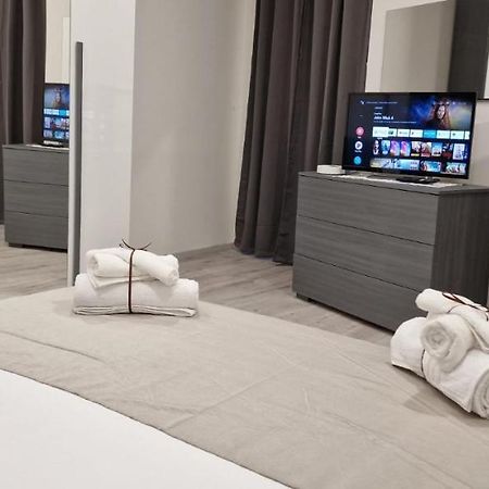 Dani'S House Apartment กาญารี ภายนอก รูปภาพ