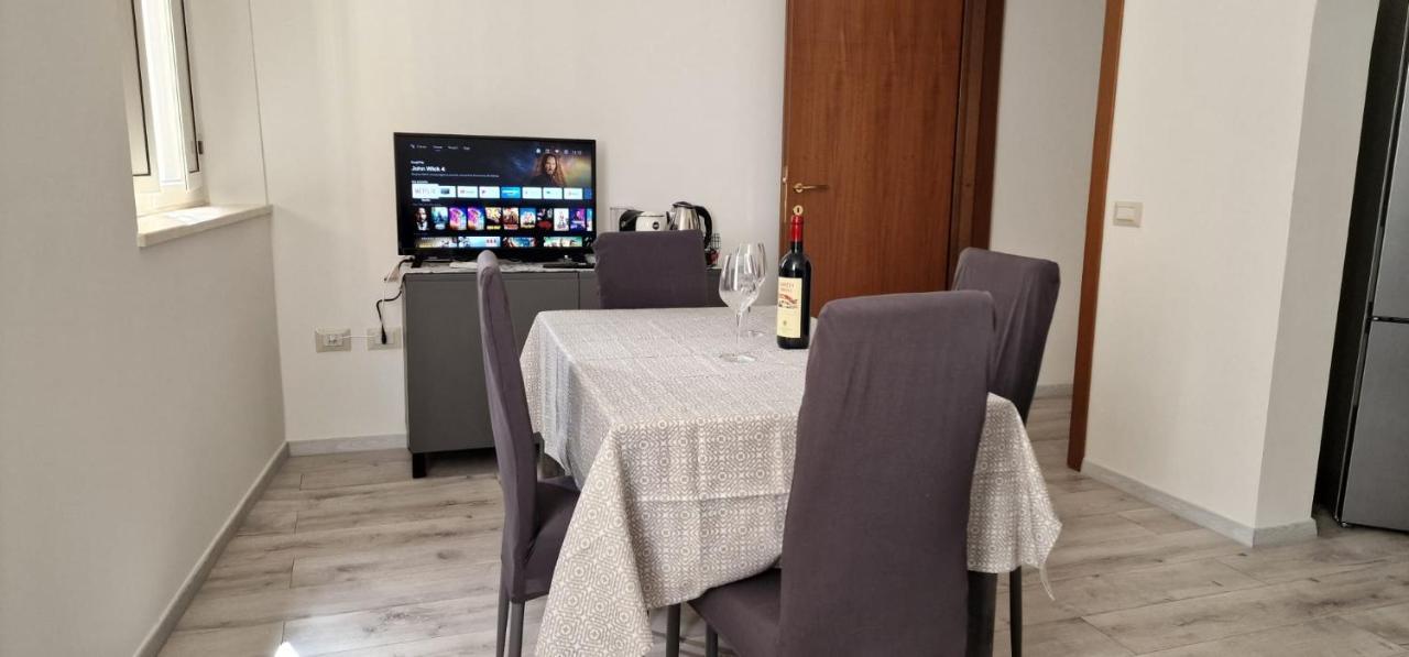 Dani'S House Apartment กาญารี ภายนอก รูปภาพ
